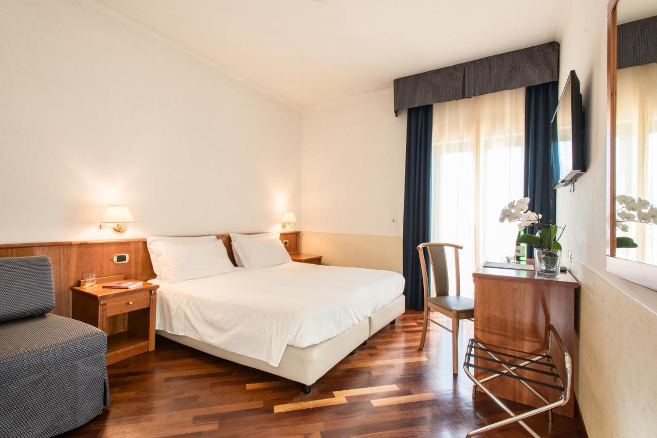 Atlantic Park Hotel Fiuggi Eksteriør billede